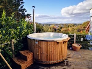 Vedfyring badestamp med bobler – TimberIN Rojal (1)