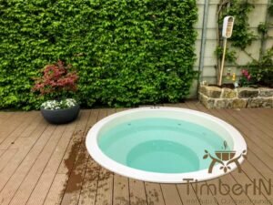 Badestamp i glassfiber på terrasse – nedfelt – innbygging (6)