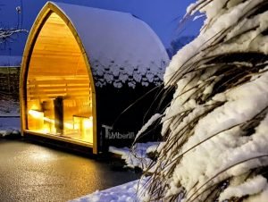 Utendørs trebastu for hage igloo design (7)