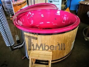Badestamp i glassfiber med integrert ovn levende farger (4)