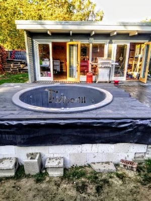 Badestamp i glassfiber på terrasse nedfelt innbygging Classic (28)