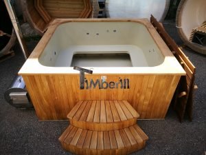 Badestamp i plast firkantet jacuzzi TimberIN 27