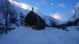 Utendørs badstu iglu med panoramavindue, Tobias, Norge (3)