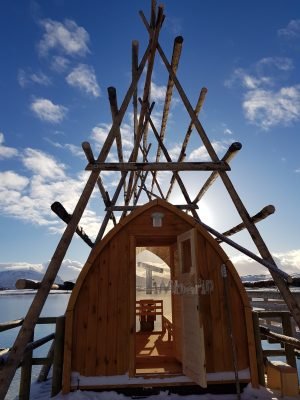Utendørs trebastu for hage igloo design, Rolf Sverre, Leknes, Norge (2)