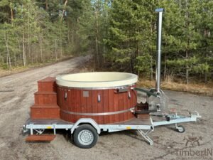 Badestamp i plast på tilhenger (7)